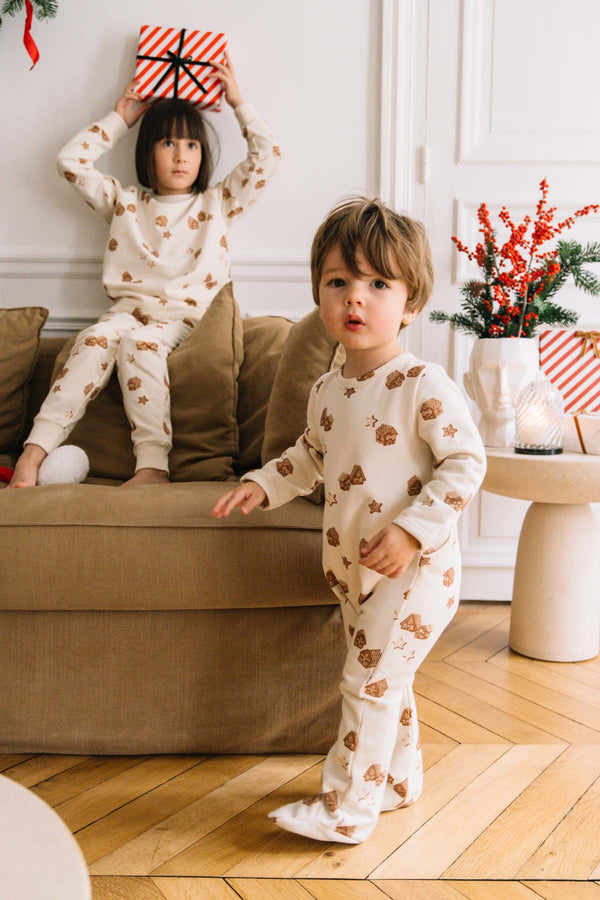 Pyjama Chubby Village de Noël - Studio Bohème – Les Biscottes