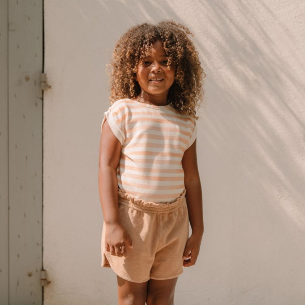 Photo de TSHIRTBAMARAYURESNUDE_SHORTGEORGYPRALINE 1 par Les Biscottes