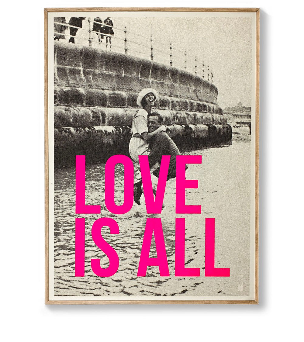 Maxi Affiche Love Is All - Carte Kencre