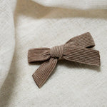 Photo de barrettes fleurs velours vichy gentil coquelicot 3 par Les Biscottes