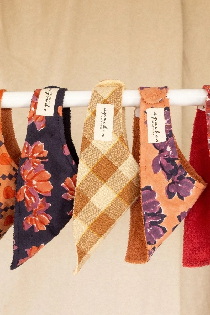 Bavoir Bami Violeta Navy - Apaches Collections