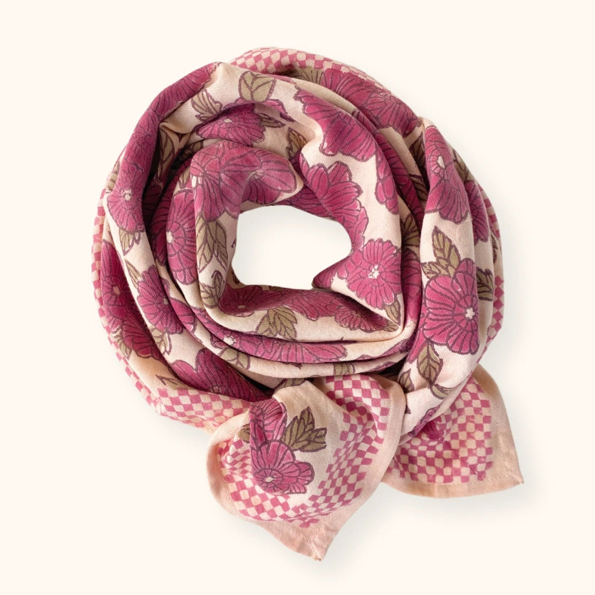Photo de big foulard latika bloom3 par Les Biscottes