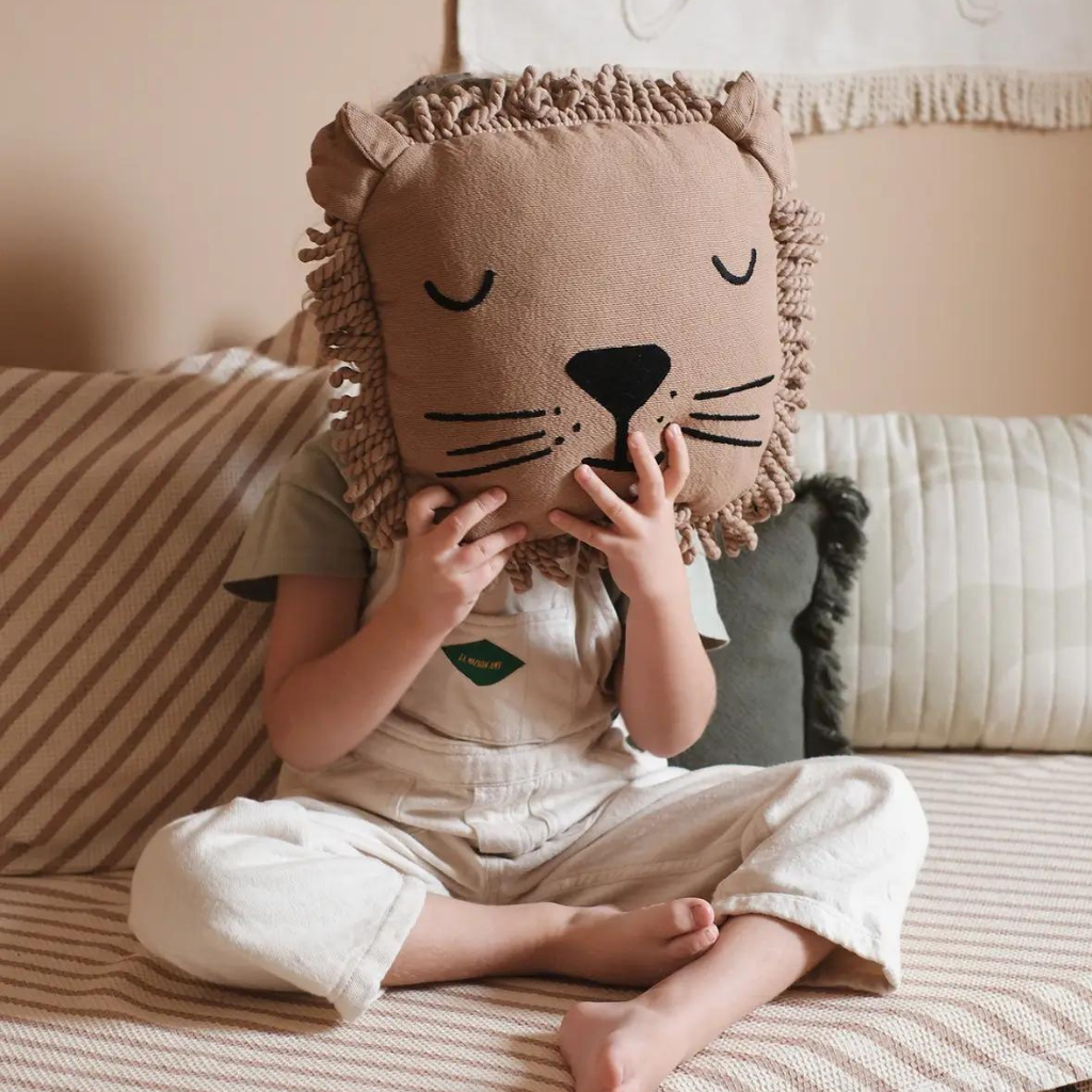 Coussin Brodé Lion Sesame - Nobodinoz