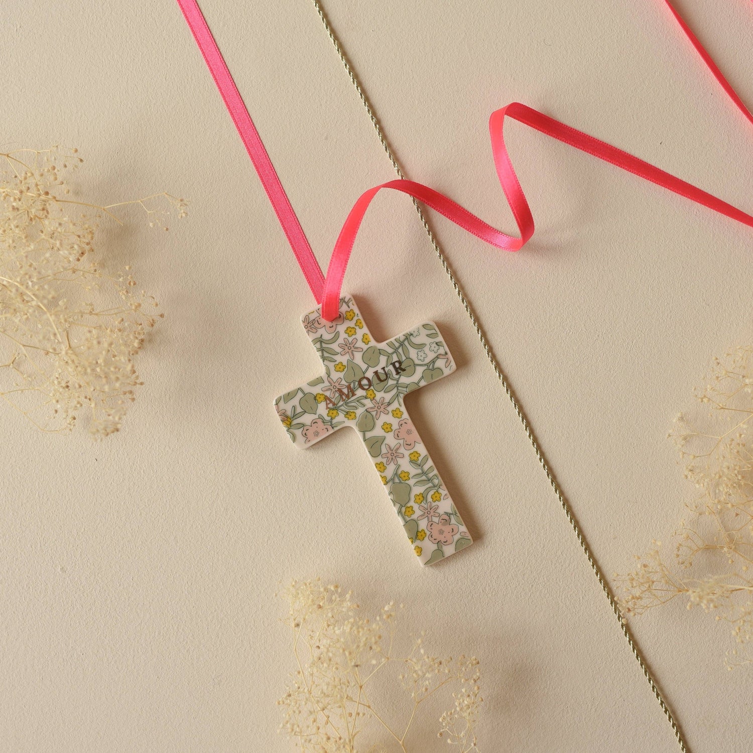 Croix Murale Lily "Amour" - Baubels