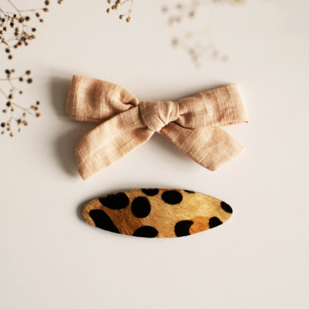 Photo de duo barrettes sable leopard gentil coquelicot 2 par Les Biscottes