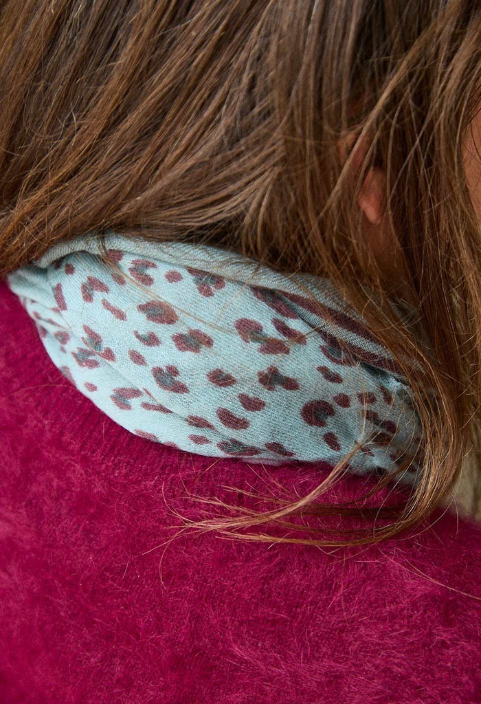 Foulard Laine Léopard Acier - Gabrielle Paris