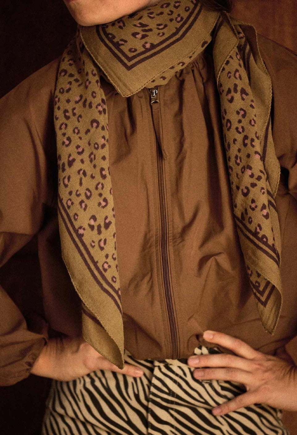Foulard en Laine Léopard Ambre - Gabrielle Paris