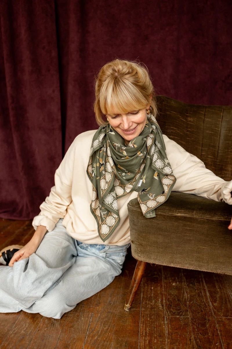 Photo de foulard latika cerisier eucalyptus apaches 2 par Les Biscottes