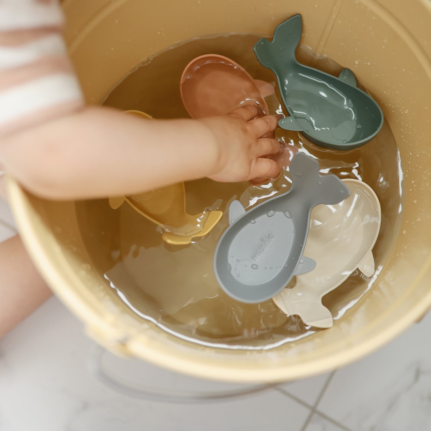 Jouets de Bain Baleines Rustic - Mushie