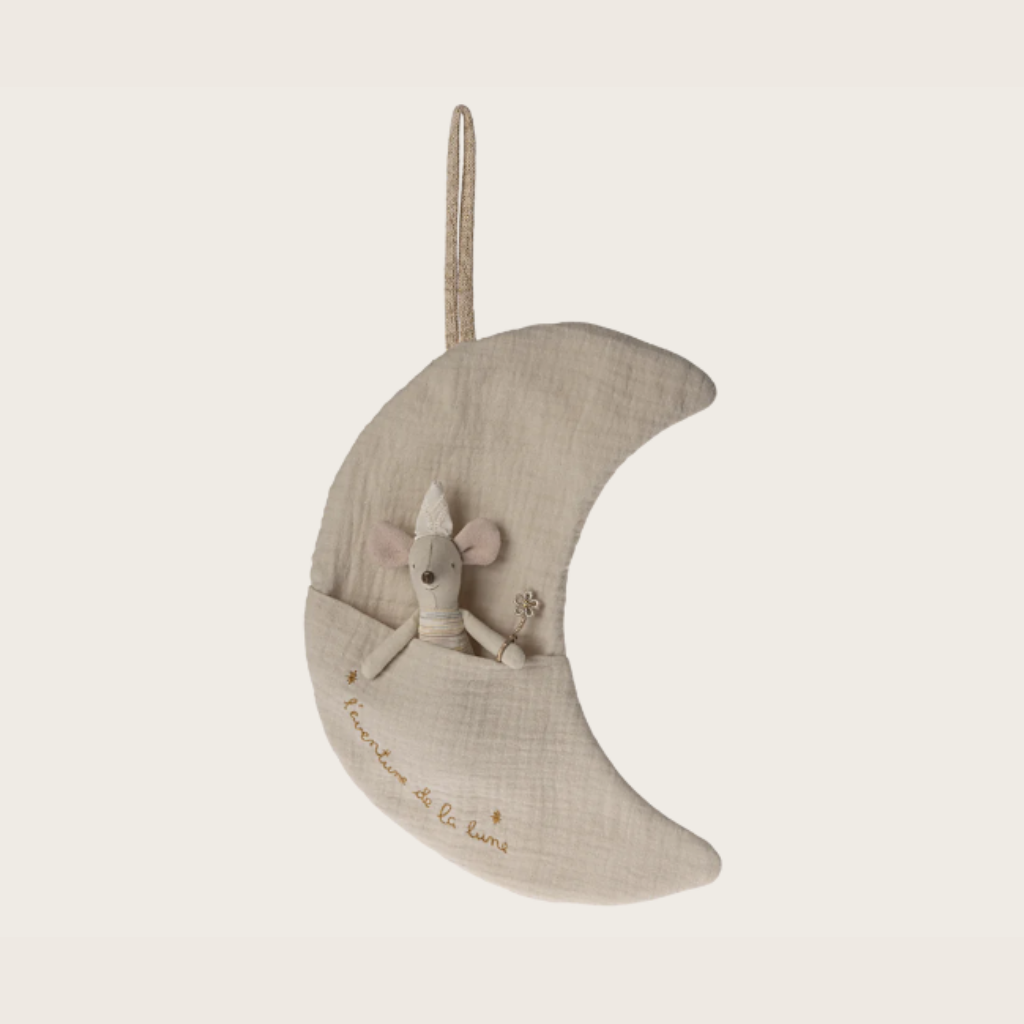 Photo de lune decorative maileg 2 par Les Biscottes