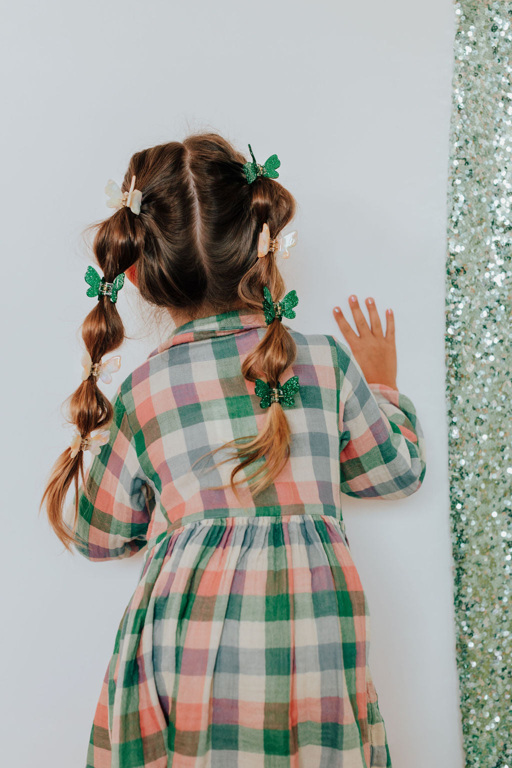 Photo de mini pince papillon nacre luciole 2 par Les Biscottes