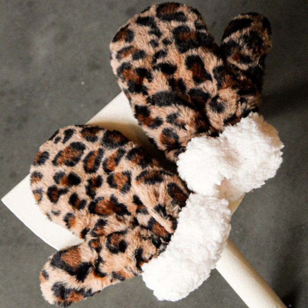 Photo de moufles femme leopard gentil coquelicot 1 par Les Biscottes