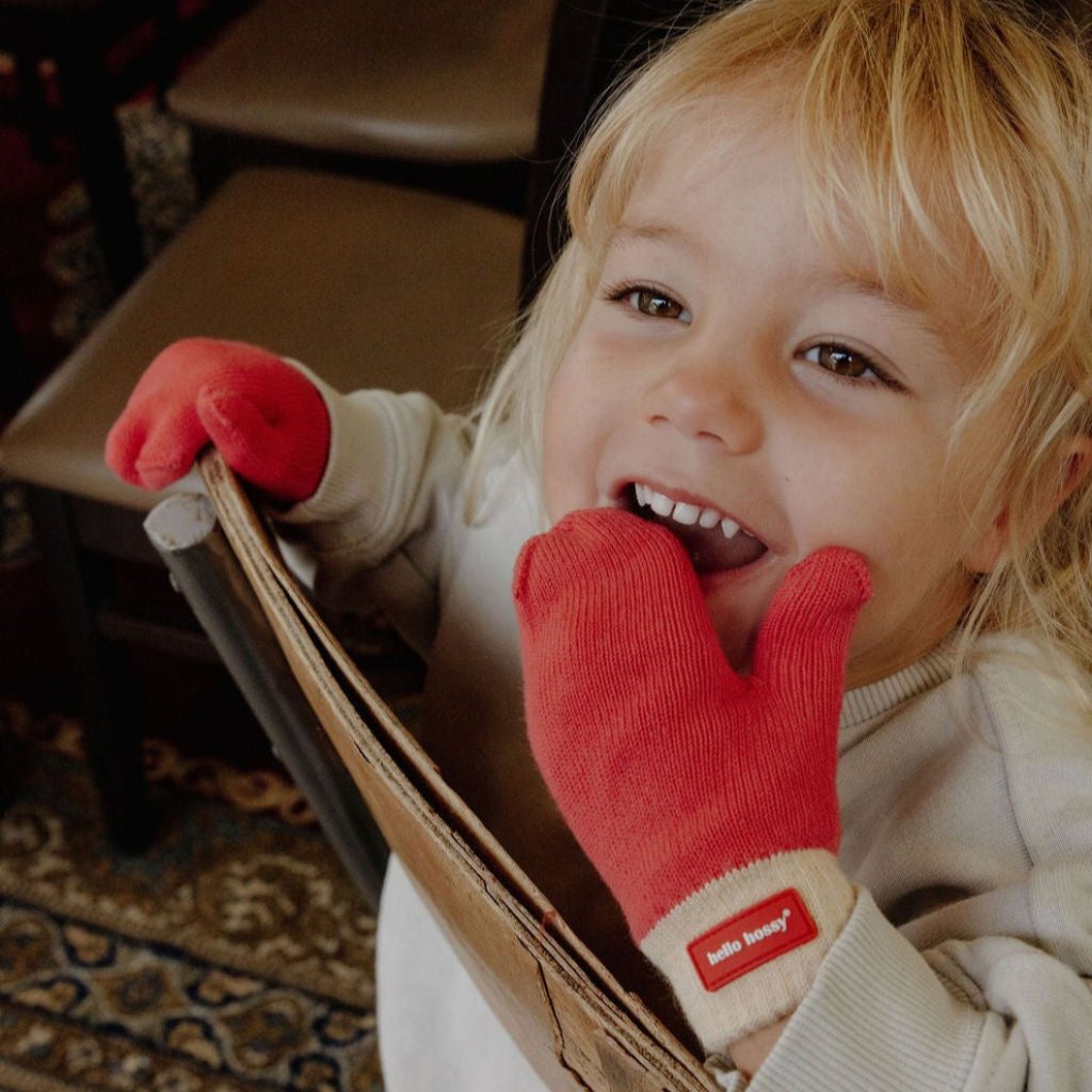 Photo de moufles hotty framboise hello hossy 1 par Les Biscottes