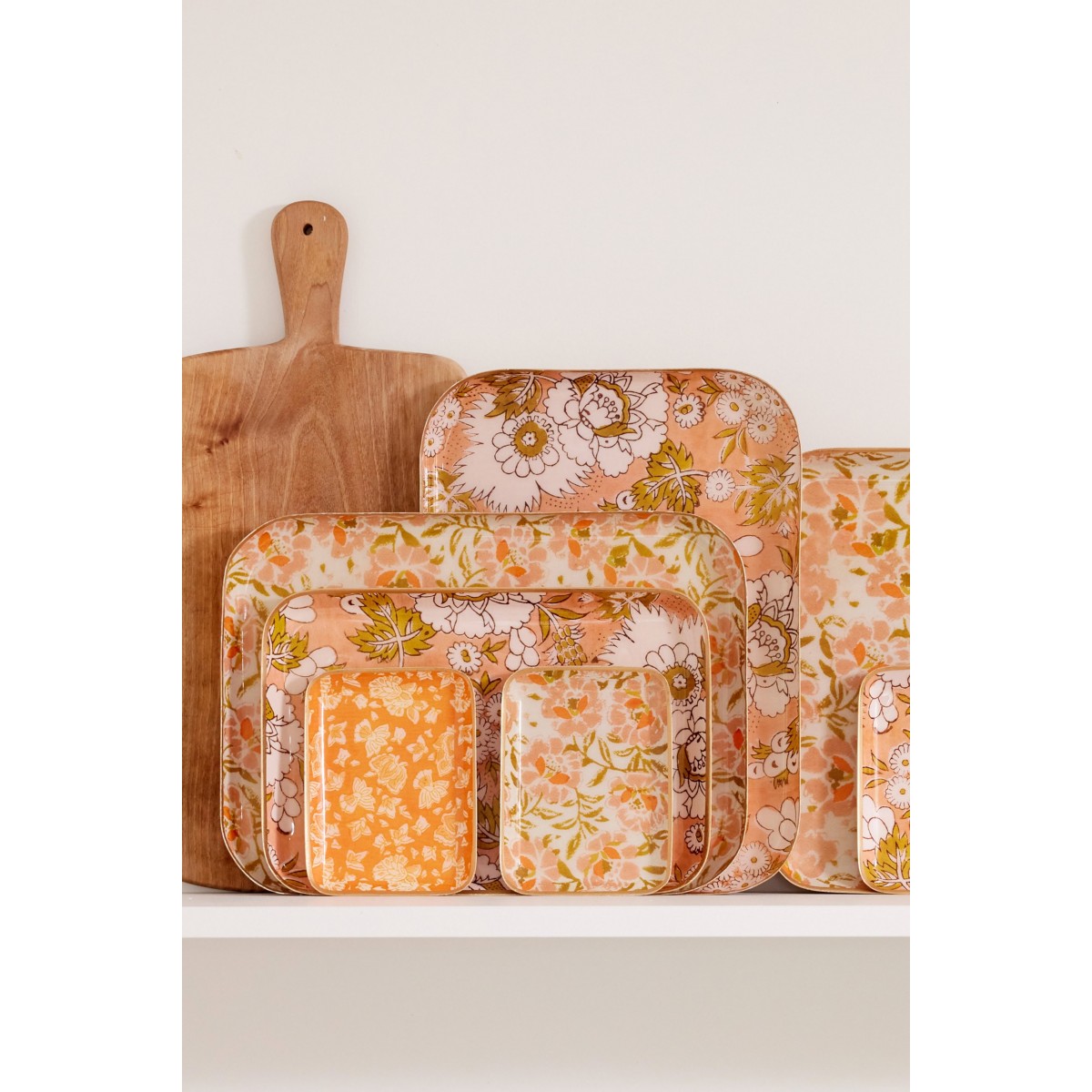 Plateau Guest Vishnu Terracotta - Bonheur du Jour