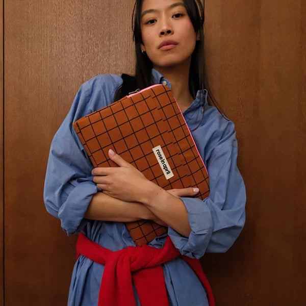 Pochette Ordinateur Octave Check Ginger - Rose In April