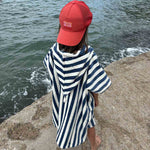 Photo de poncho rayures bleu midnight rose in april 2 par Les Biscottes