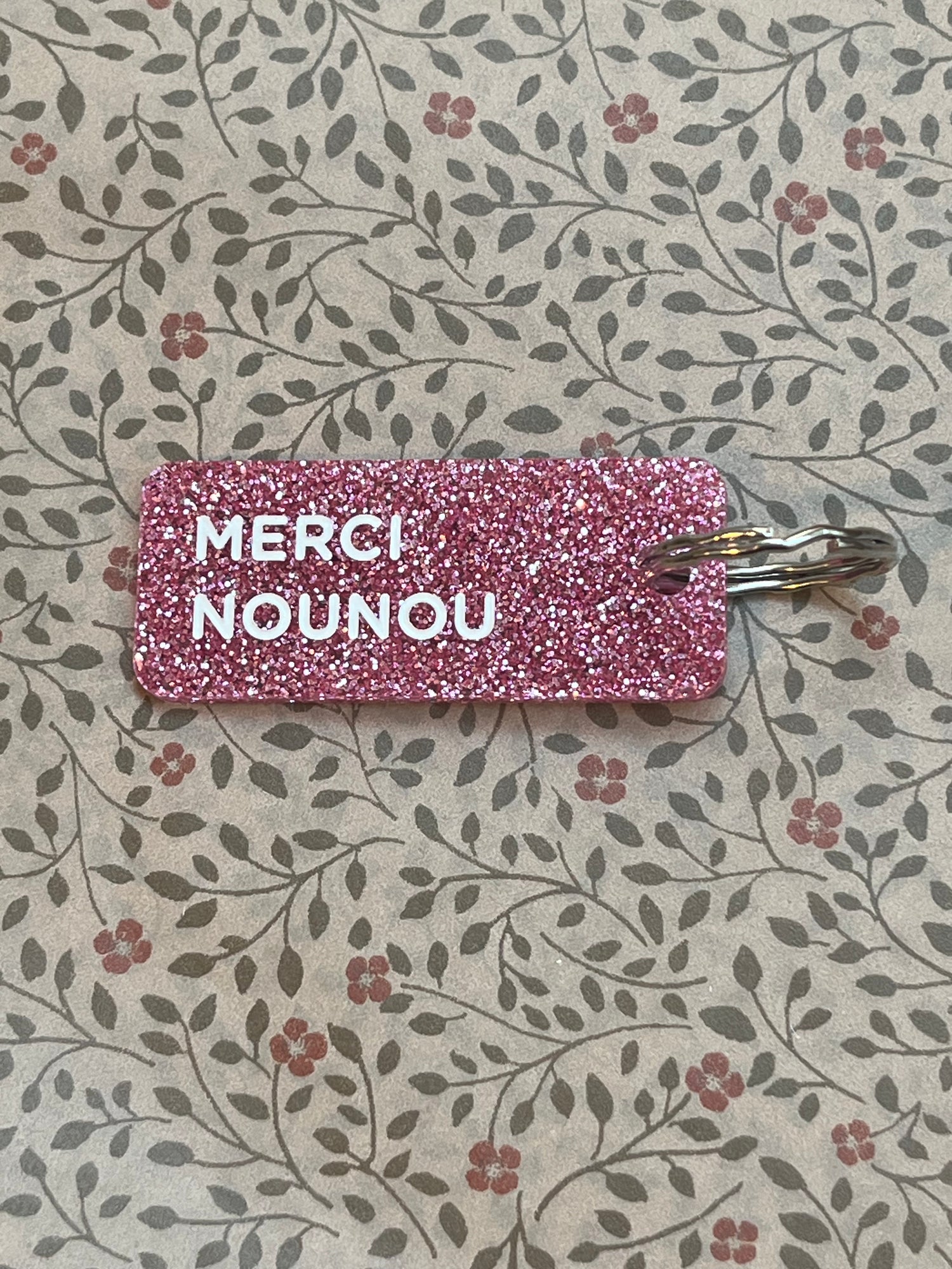 Porte-Clés Paillettes "Merci Nounou" Fuchsia - Plus de Love