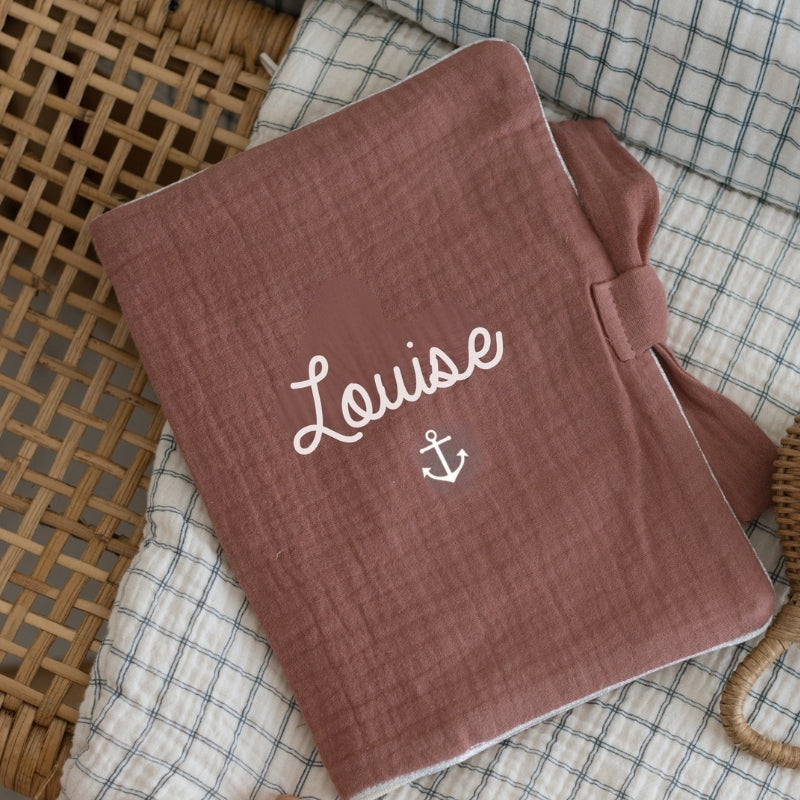 Protège Carnet de Santé Personnalisable Double Gaze Vieux Rose - Oh La La Paris