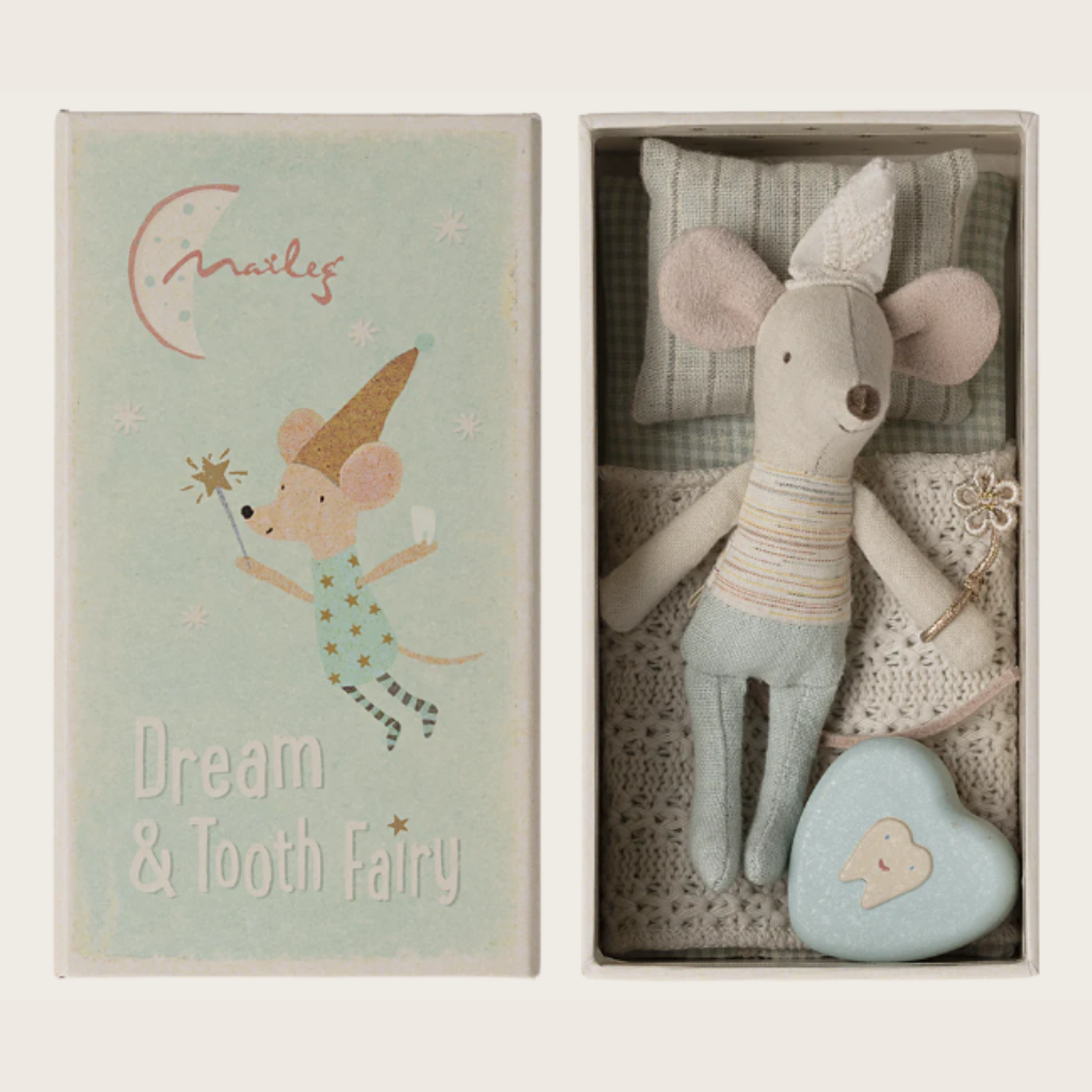 Photo de souris fee des dents petit frere maileg 2 par Les Biscottes