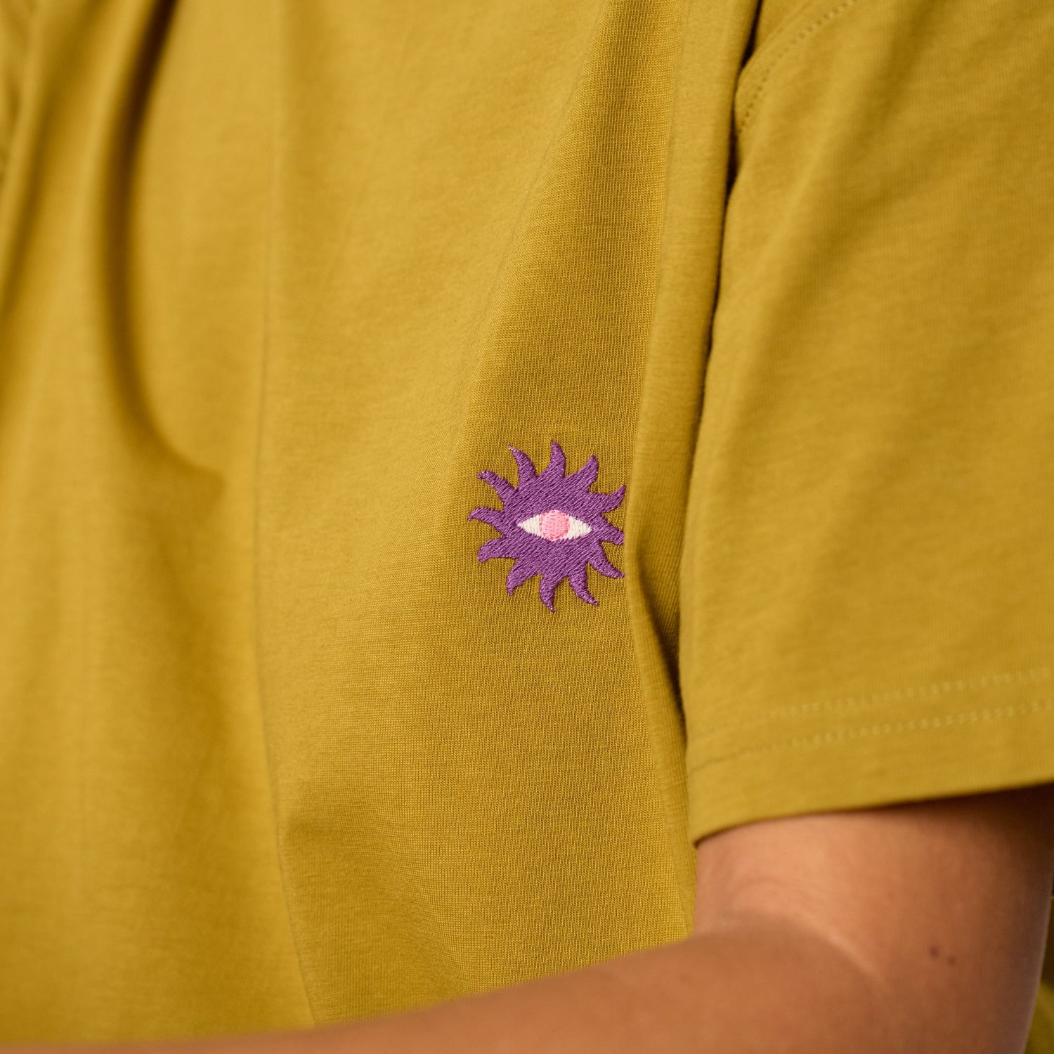 Tee-Shirt Vert Olive Broderie Soleil - Billybelt