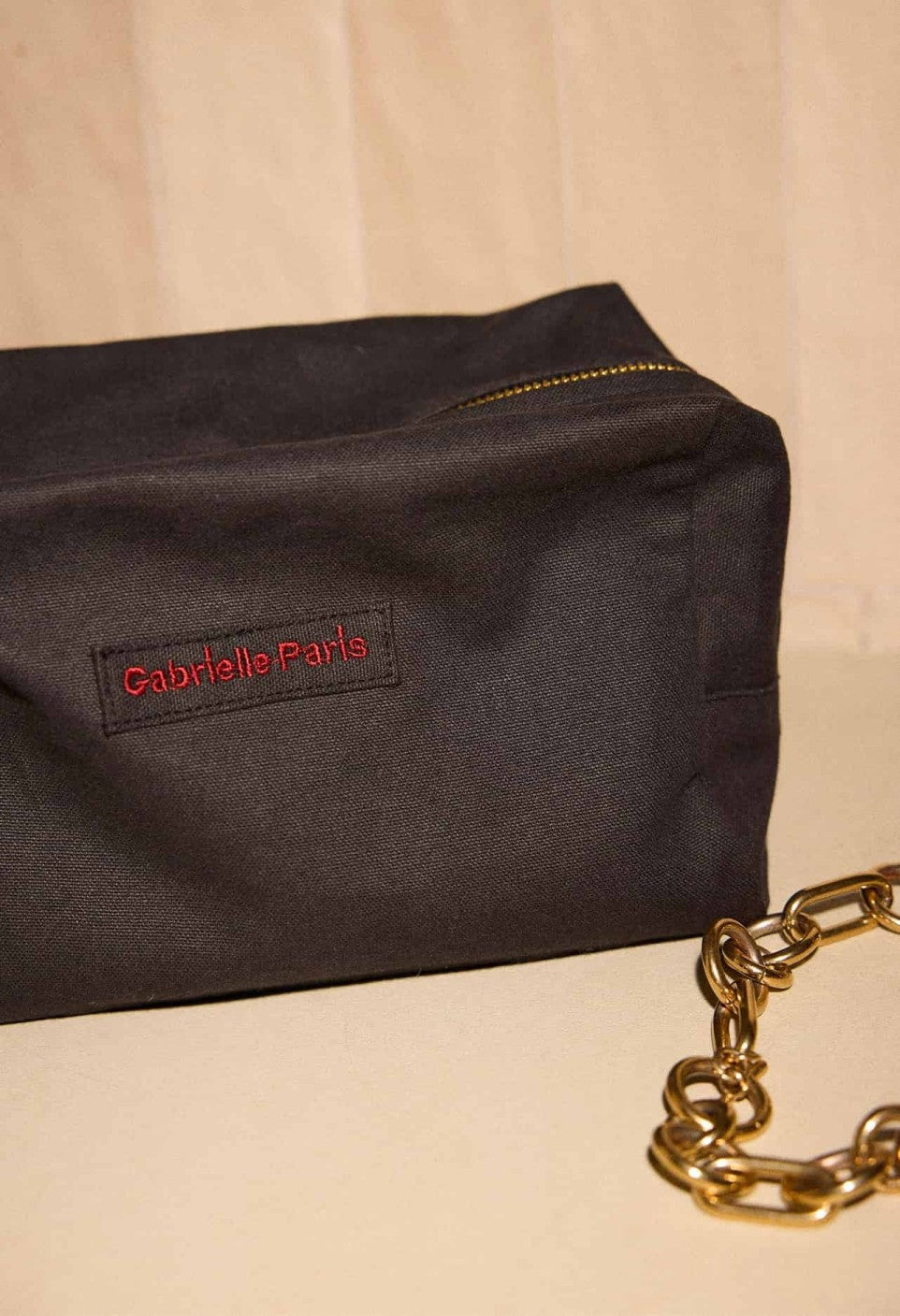 Trousse de Toilette Noir Brodé - Gabrielle Paris