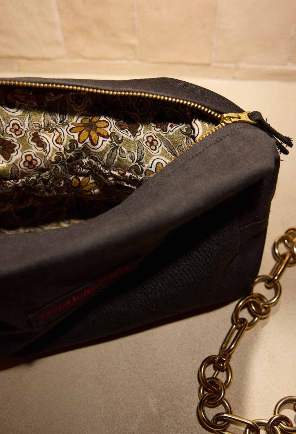 Trousse de Toilette Noir Brodé - Gabrielle Paris