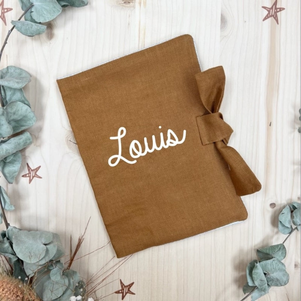 Photo de protege carnet de sante terracotta_a1e317d2 c403 4e3f ad64 d7a605c143e5 par Les Biscottes