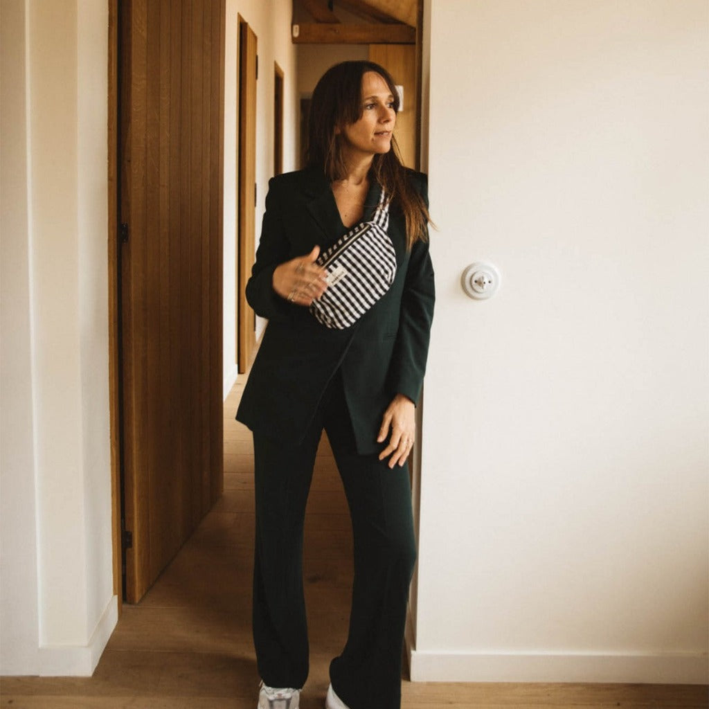 Photo de sac banane vichy black par Les Biscottes